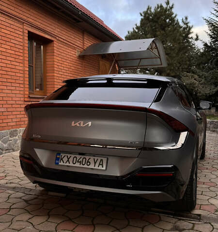 Серый Киа EV6, объемом двигателя 0 л и пробегом 23 тыс. км за 33000 $, фото 9 на Automoto.ua