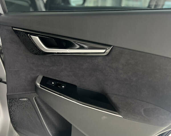 Серый Киа EV6, объемом двигателя 0 л и пробегом 3 тыс. км за 40000 $, фото 24 на Automoto.ua