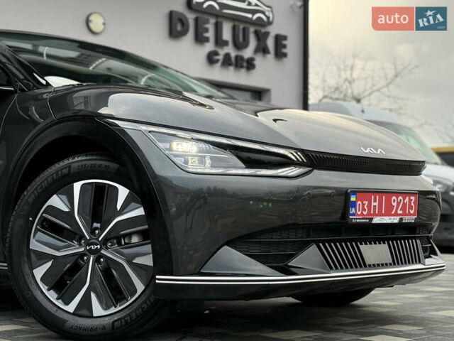 Серый Киа EV6, объемом двигателя 0 л и пробегом 47 тыс. км за 26900 $, фото 15 на Automoto.ua