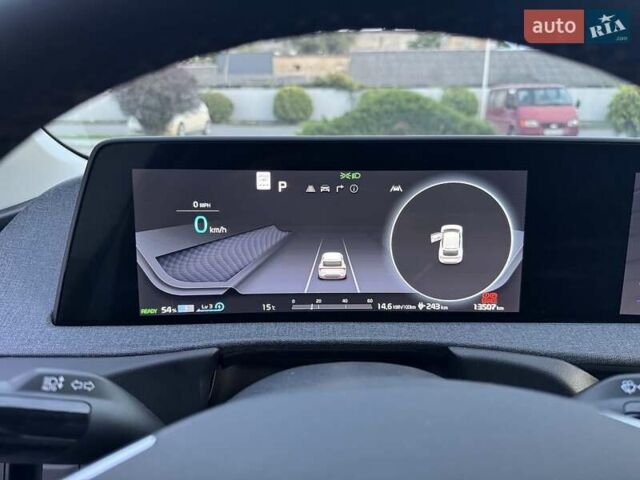 Сірий Кіа EV6, об'ємом двигуна 0 л та пробігом 18 тис. км за 31500 $, фото 8 на Automoto.ua