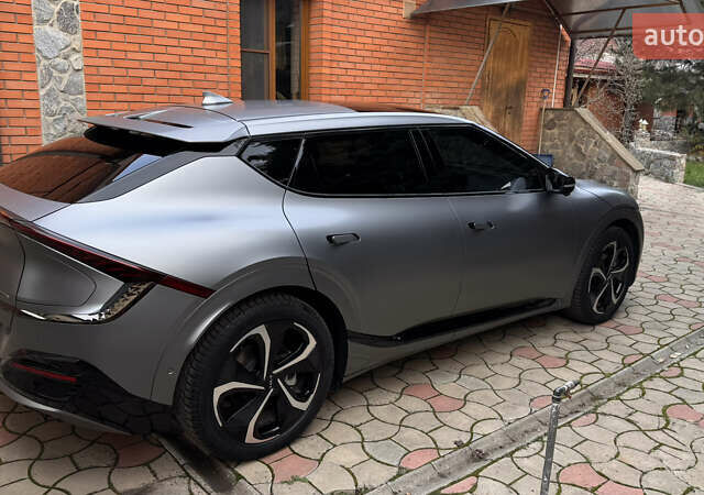 Серый Киа EV6, объемом двигателя 0 л и пробегом 23 тыс. км за 33000 $, фото 11 на Automoto.ua
