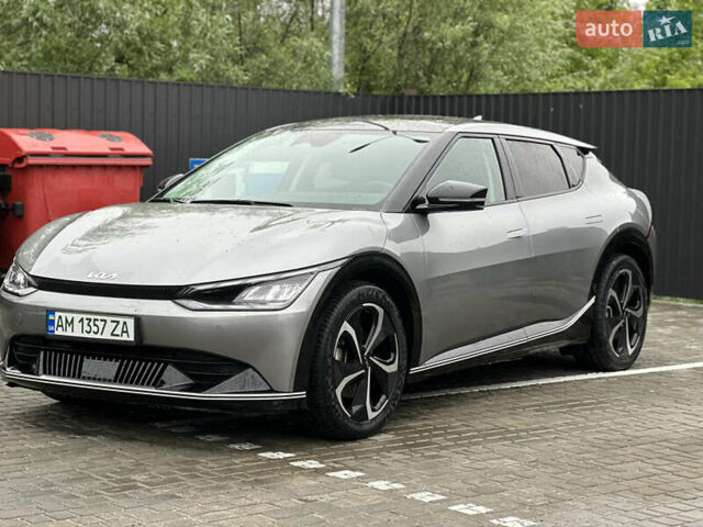 Серый Киа EV6, объемом двигателя 0 л и пробегом 23 тыс. км за 26999 $, фото 8 на Automoto.ua