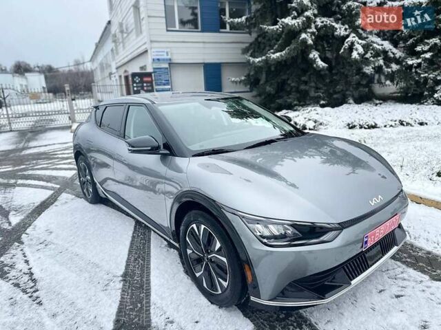 Серый Киа EV6, объемом двигателя 0 л и пробегом 38 тыс. км за 27499 $, фото 32 на Automoto.ua