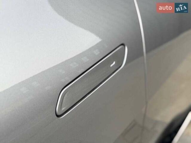 Сірий Кіа EV6, об'ємом двигуна 0 л та пробігом 9 тис. км за 27999 $, фото 79 на Automoto.ua