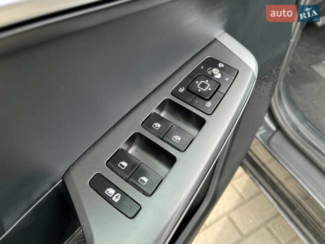 Серый Киа EV6, объемом двигателя 0 л и пробегом 5 тыс. км за 28500 $, фото 13 на Automoto.ua