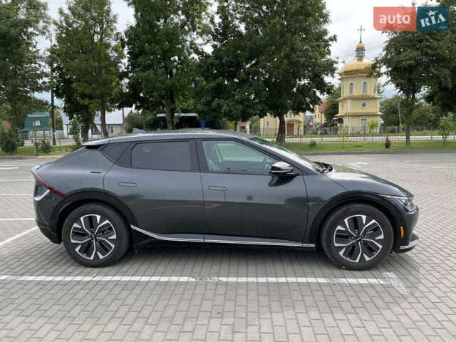 Серый Киа EV6, объемом двигателя 0 л и пробегом 5 тыс. км за 28500 $, фото 4 на Automoto.ua