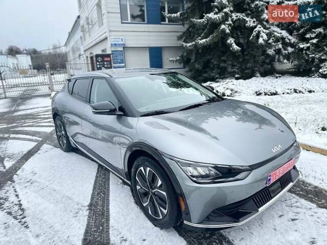 Серый Киа EV6, объемом двигателя 0 л и пробегом 38 тыс. км за 27499 $, фото 26 на Automoto.ua