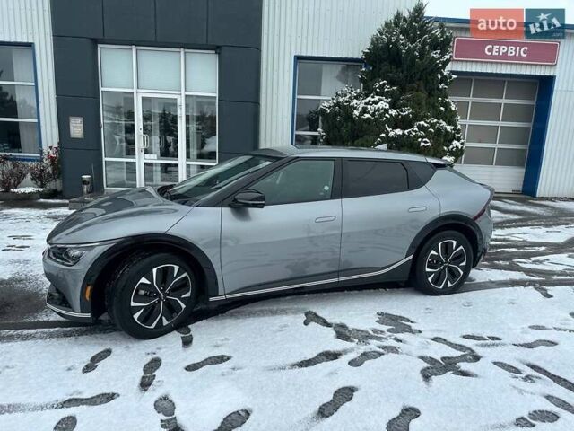 Серый Киа EV6, объемом двигателя 0 л и пробегом 38 тыс. км за 27499 $, фото 105 на Automoto.ua
