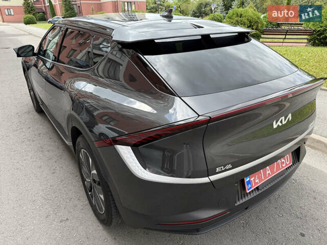 Серый Киа EV6, объемом двигателя 0 л и пробегом 9 тыс. км за 28500 $, фото 6 на Automoto.ua