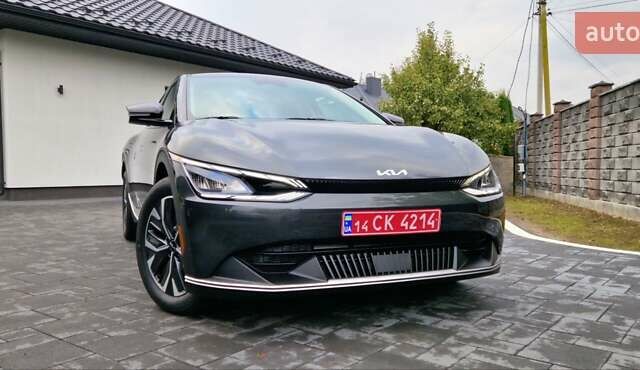 Серый Киа EV6, объемом двигателя 0 л и пробегом 2 тыс. км за 29000 $, фото 42 на Automoto.ua