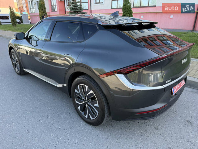 Серый Киа EV6, объемом двигателя 0 л и пробегом 9 тыс. км за 28500 $, фото 38 на Automoto.ua