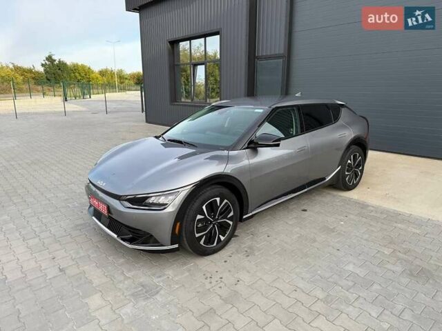 Сірий Кіа EV6, об'ємом двигуна 0 л та пробігом 9 тис. км за 27999 $, фото 87 на Automoto.ua