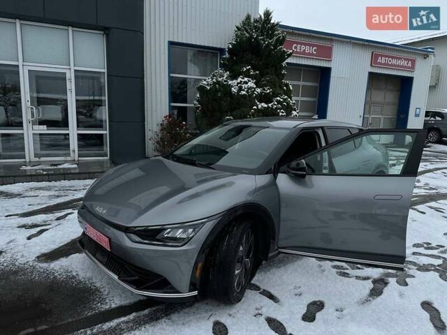 Серый Киа EV6, объемом двигателя 0 л и пробегом 38 тыс. км за 27499 $, фото 53 на Automoto.ua