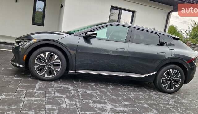 Серый Киа EV6, объемом двигателя 0 л и пробегом 2 тыс. км за 29000 $, фото 21 на Automoto.ua