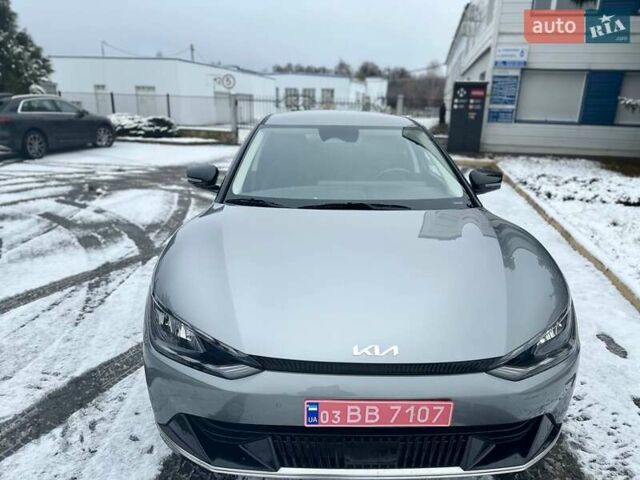 Серый Киа EV6, объемом двигателя 0 л и пробегом 38 тыс. км за 27499 $, фото 15 на Automoto.ua