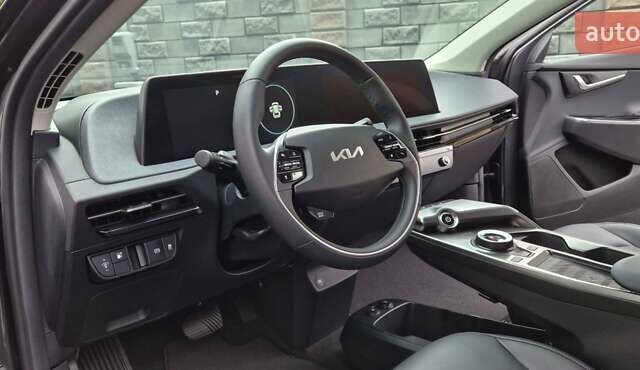 Серый Киа EV6, объемом двигателя 0 л и пробегом 2 тыс. км за 29000 $, фото 36 на Automoto.ua
