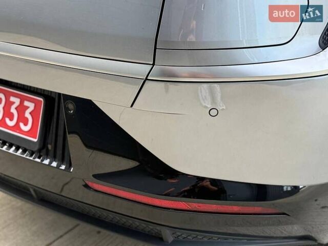 Сірий Кіа EV6, об'ємом двигуна 0 л та пробігом 9 тис. км за 27999 $, фото 73 на Automoto.ua