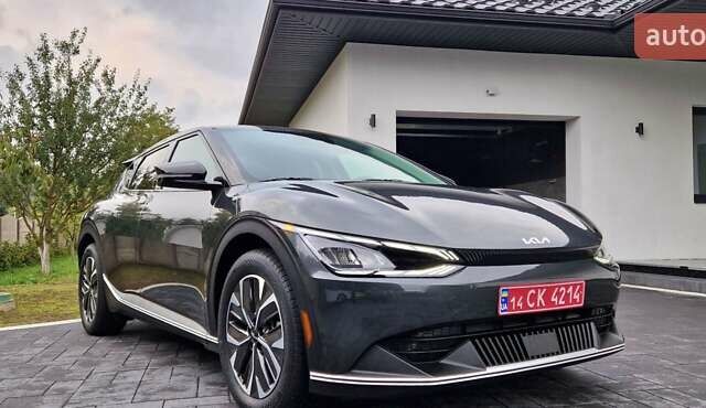 Серый Киа EV6, объемом двигателя 0 л и пробегом 2 тыс. км за 29000 $, фото 8 на Automoto.ua