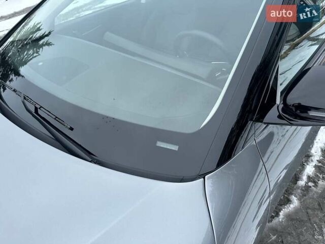 Серый Киа EV6, объемом двигателя 0 л и пробегом 38 тыс. км за 27499 $, фото 33 на Automoto.ua