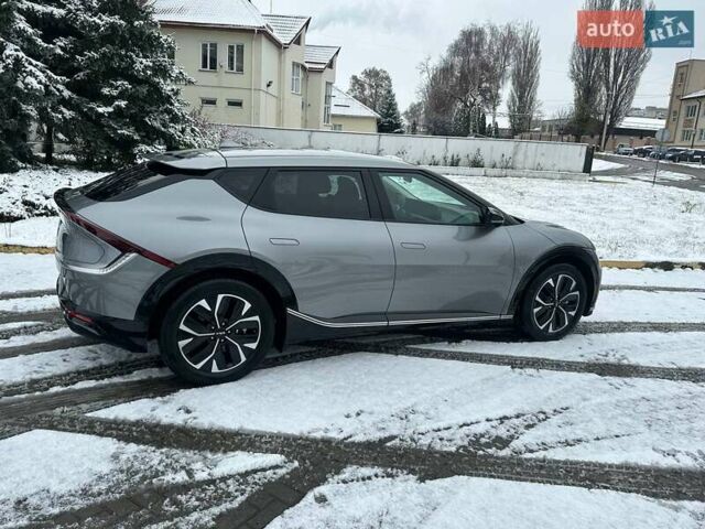 Серый Киа EV6, объемом двигателя 0 л и пробегом 38 тыс. км за 27499 $, фото 60 на Automoto.ua