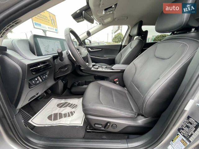 Серый Киа EV6, объемом двигателя 0 л и пробегом 17 тыс. км за 28500 $, фото 8 на Automoto.ua