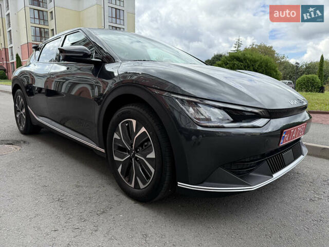 Серый Киа EV6, объемом двигателя 0 л и пробегом 9 тыс. км за 28500 $, фото 15 на Automoto.ua