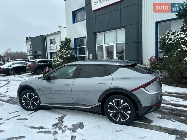 Серый Киа EV6, объемом двигателя 0 л и пробегом 38 тыс. км за 27499 $, фото 106 на Automoto.ua