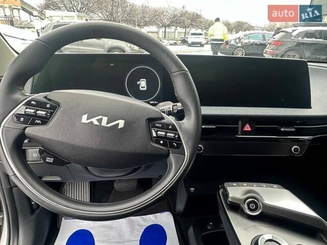 Серый Киа EV6, объемом двигателя 0 л и пробегом 38 тыс. км за 27499 $, фото 90 на Automoto.ua