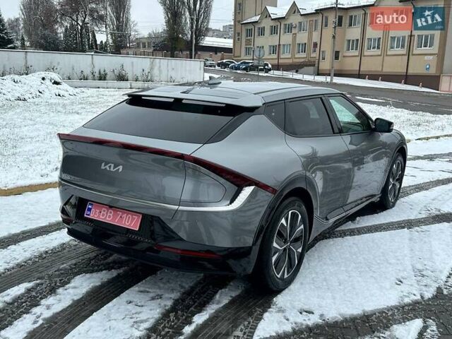 Серый Киа EV6, объемом двигателя 0 л и пробегом 38 тыс. км за 27499 $, фото 41 на Automoto.ua