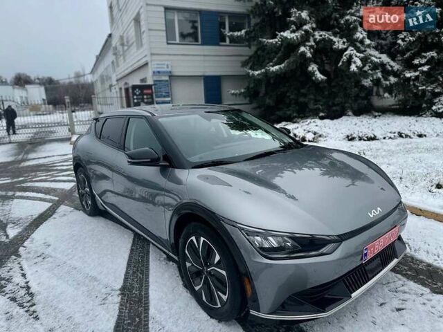 Серый Киа EV6, объемом двигателя 0 л и пробегом 38 тыс. км за 27499 $, фото 28 на Automoto.ua