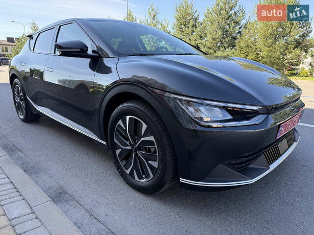 Серый Киа EV6, объемом двигателя 0 л и пробегом 9 тыс. км за 28500 $, фото 31 на Automoto.ua