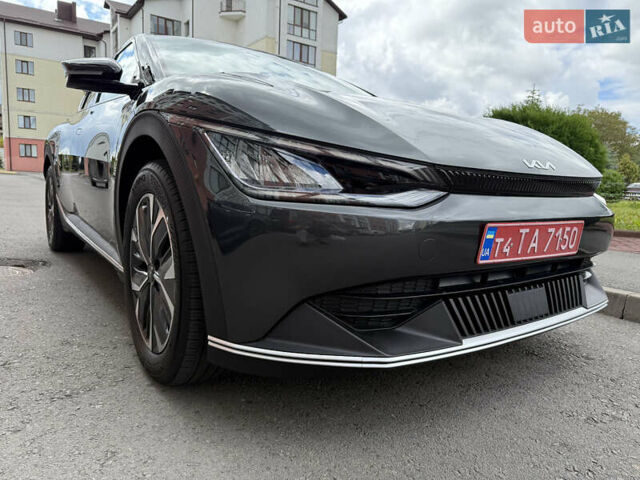 Серый Киа EV6, объемом двигателя 0 л и пробегом 9 тыс. км за 28500 $, фото 19 на Automoto.ua