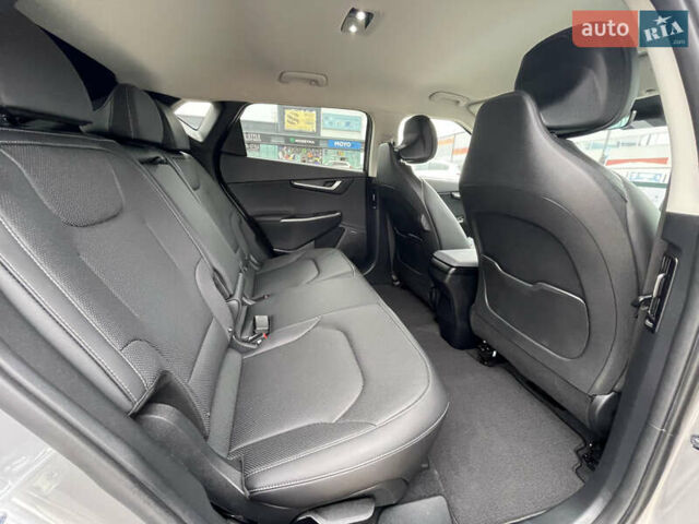 Сірий Кіа EV6, об'ємом двигуна 0 л та пробігом 16 тис. км за 29900 $, фото 13 на Automoto.ua
