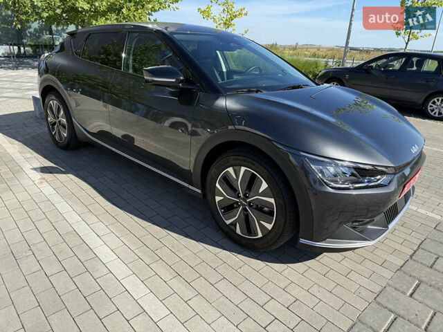 Серый Киа EV6, объемом двигателя 0 л и пробегом 9 тыс. км за 28500 $, фото 53 на Automoto.ua