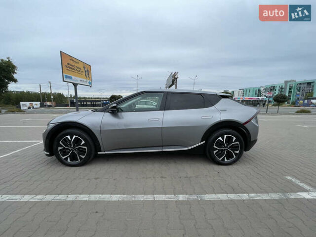 Серый Киа EV6, объемом двигателя 0 л и пробегом 17 тыс. км за 28500 $, фото 5 на Automoto.ua