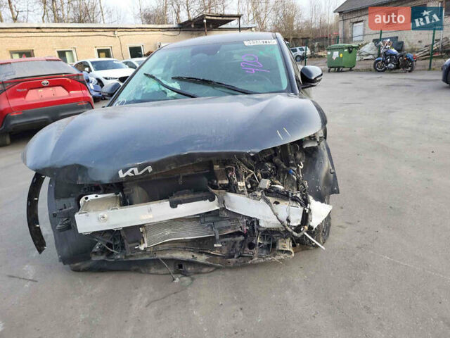 Сірий Кіа EV6, об'ємом двигуна 0 л та пробігом 23 тис. км за 14950 $, фото 3 на Automoto.ua