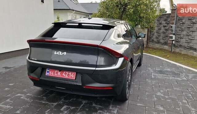 Серый Киа EV6, объемом двигателя 0 л и пробегом 2 тыс. км за 29000 $, фото 6 на Automoto.ua