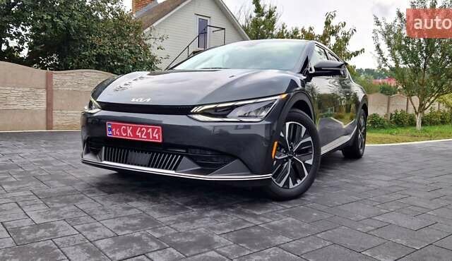 Серый Киа EV6, объемом двигателя 0 л и пробегом 2 тыс. км за 29000 $, фото 9 на Automoto.ua