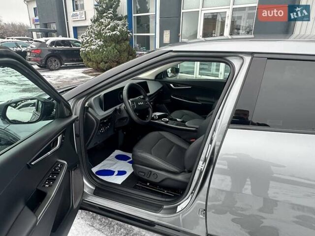 Серый Киа EV6, объемом двигателя 0 л и пробегом 38 тыс. км за 27499 $, фото 88 на Automoto.ua