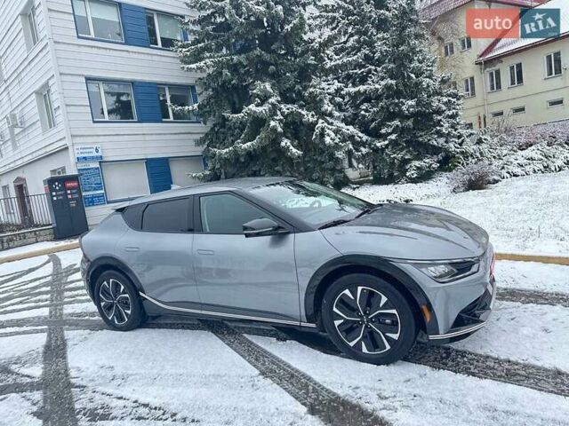 Серый Киа EV6, объемом двигателя 0 л и пробегом 38 тыс. км за 27499 $, фото 36 на Automoto.ua