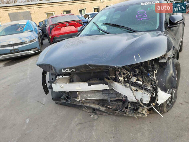 Сірий Кіа EV6, об'ємом двигуна 0 л та пробігом 23 тис. км за 14950 $, фото 4 на Automoto.ua