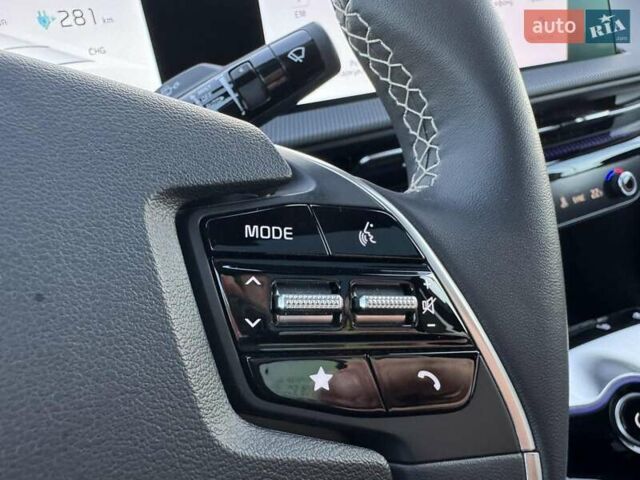 Сірий Кіа EV6, об'ємом двигуна 0 л та пробігом 9 тис. км за 35000 $, фото 61 на Automoto.ua
