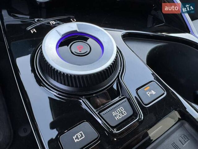 Сірий Кіа EV6, об'ємом двигуна 0 л та пробігом 9 тис. км за 35000 $, фото 13 на Automoto.ua