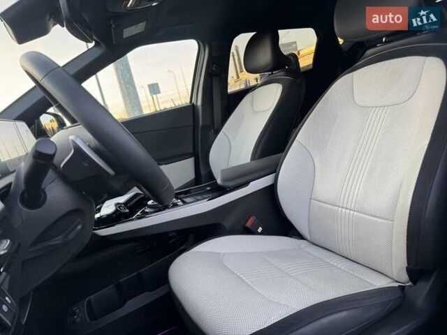 Сірий Кіа EV6, об'ємом двигуна 0 л та пробігом 9 тис. км за 35000 $, фото 27 на Automoto.ua