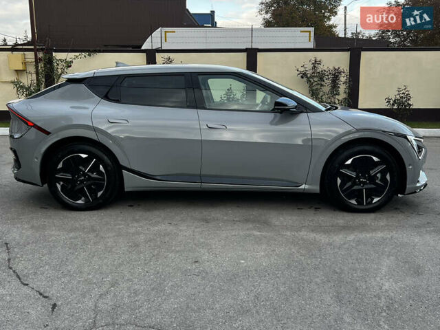 Серый Киа EV6, объемом двигателя 0 л и пробегом 1 тыс. км за 36900 $, фото 4 на Automoto.ua