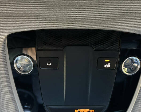 Серый Киа EV6, объемом двигателя 0 л и пробегом 3 тыс. км за 32999 $, фото 31 на Automoto.ua