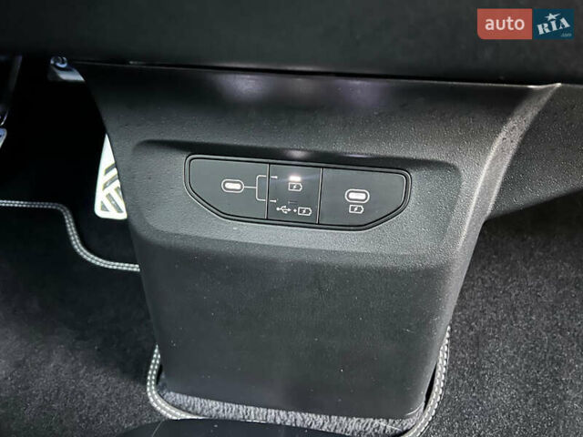 Сірий Кіа EV6, об'ємом двигуна 0 л та пробігом 1 тис. км за 38499 $, фото 51 на Automoto.ua