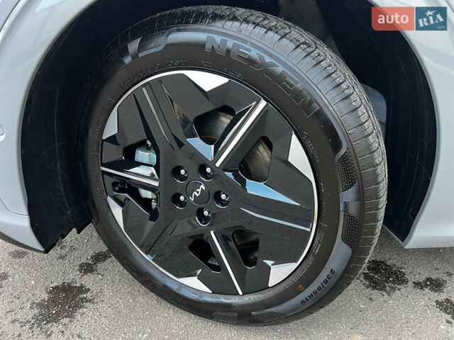 Сірий Кіа EV6, об'ємом двигуна 0 л та пробігом 1 тис. км за 38499 $, фото 21 на Automoto.ua