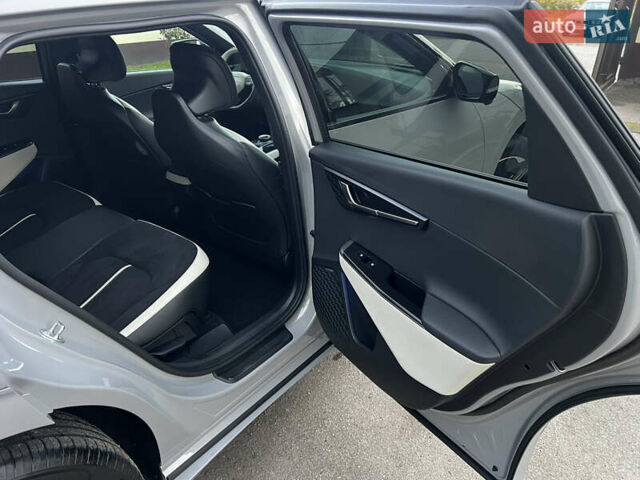 Серый Киа EV6, объемом двигателя 0 л и пробегом 1 тыс. км за 36900 $, фото 28 на Automoto.ua