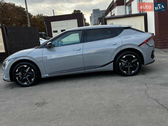 Сірий Кіа EV6, об'ємом двигуна 0 л та пробігом 1 тис. км за 38499 $, фото 3 на Automoto.ua